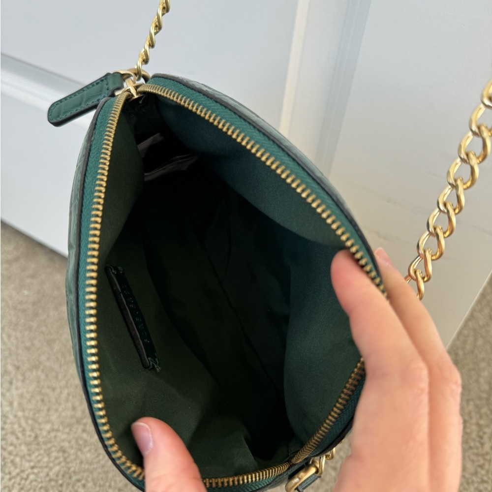 Forever 21 Dark Green Croc-Embossed Crossbody Bag - Picture 4 of 5